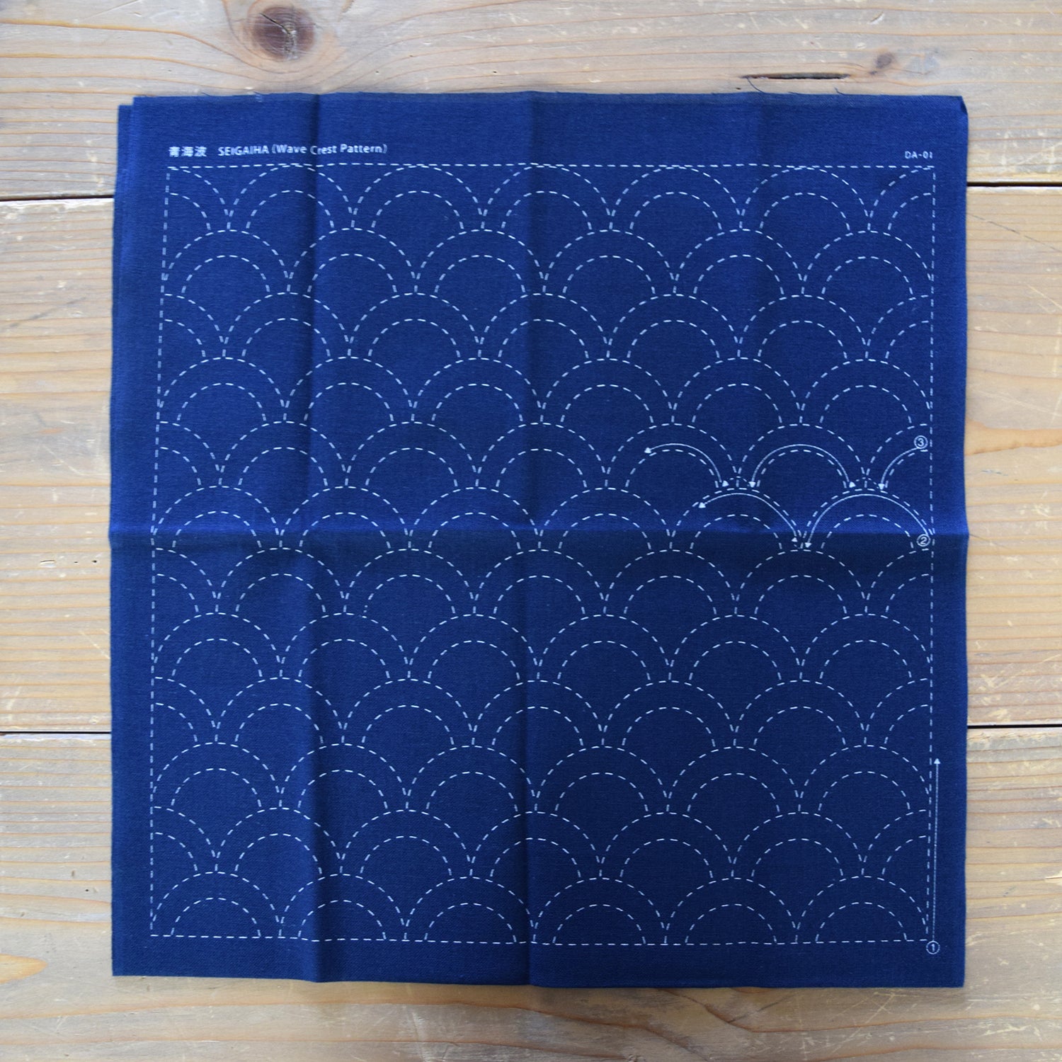 Daruma Sashiko Printed Cloth | Kokka Fabrics