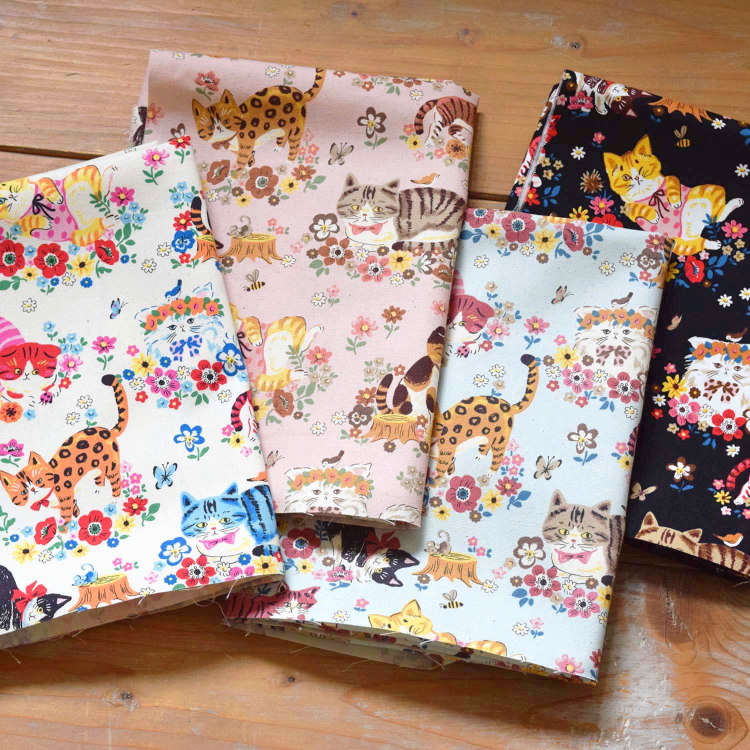 Powerful Animal Cats Flower Garden Cotton Oxford - KOKKA FABRICS