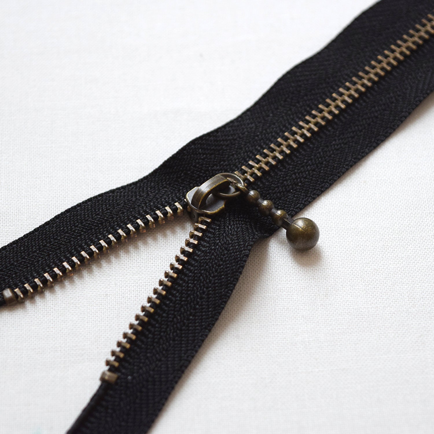 YKK Ball Chain Zippers 20CM | Kokka Fabrics