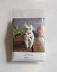 Embroidery Cat Brooch Kit - Fruit Wreath