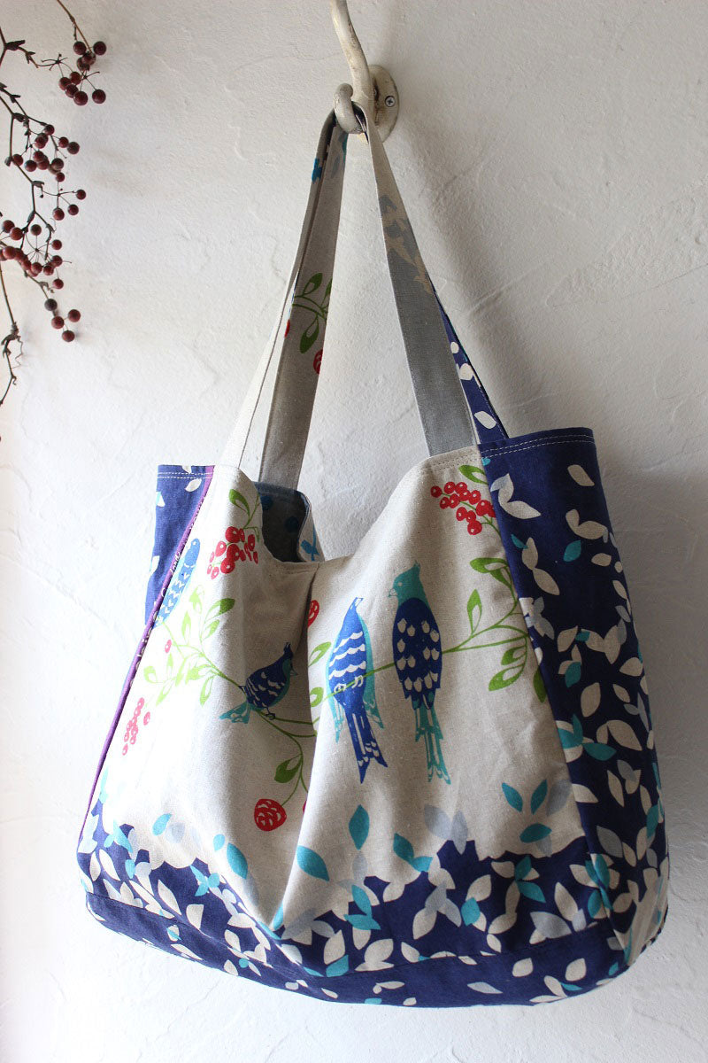 Tuck Tote with Large Gusset Pattern and Sewing Instructions | Kokka Fabrics