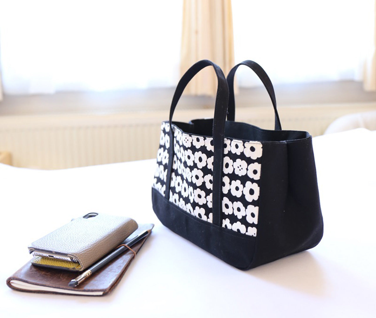 Boxy Shape Hand Tote Bag – Sewing Instructions