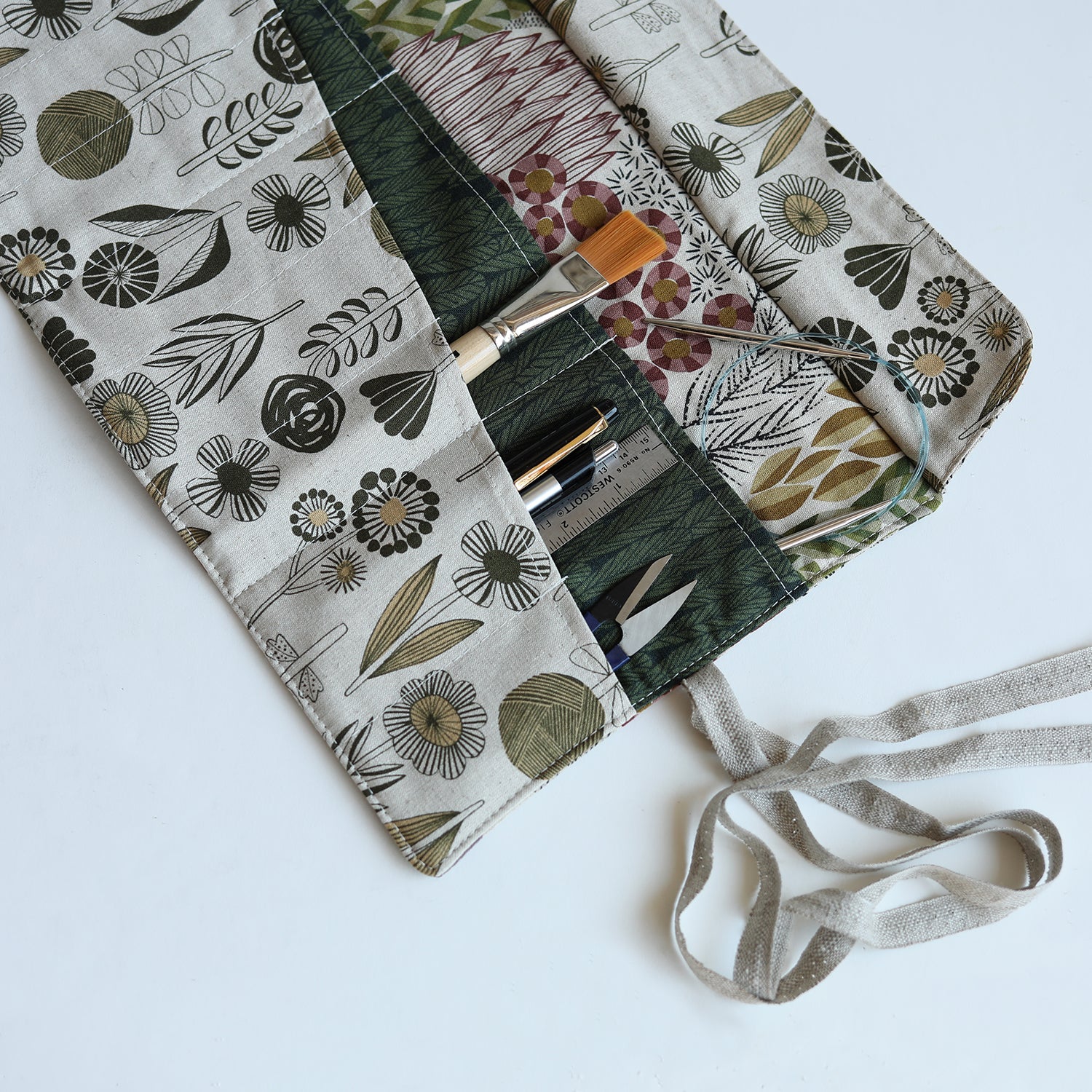 Tool Roll - Bloom by bookhou - Sewing Instructions