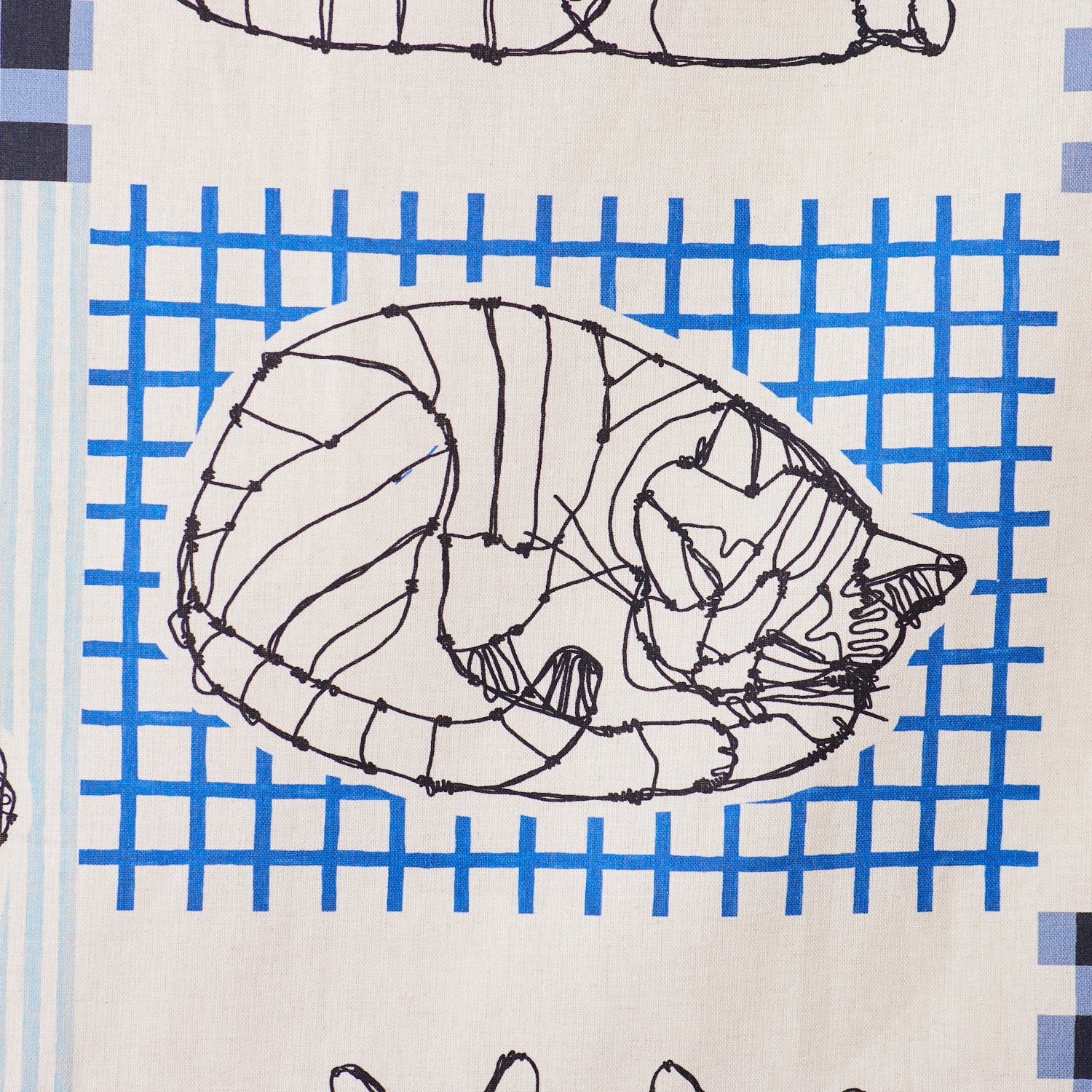 +HAyU Cat Panel Cotton Linen Canvas