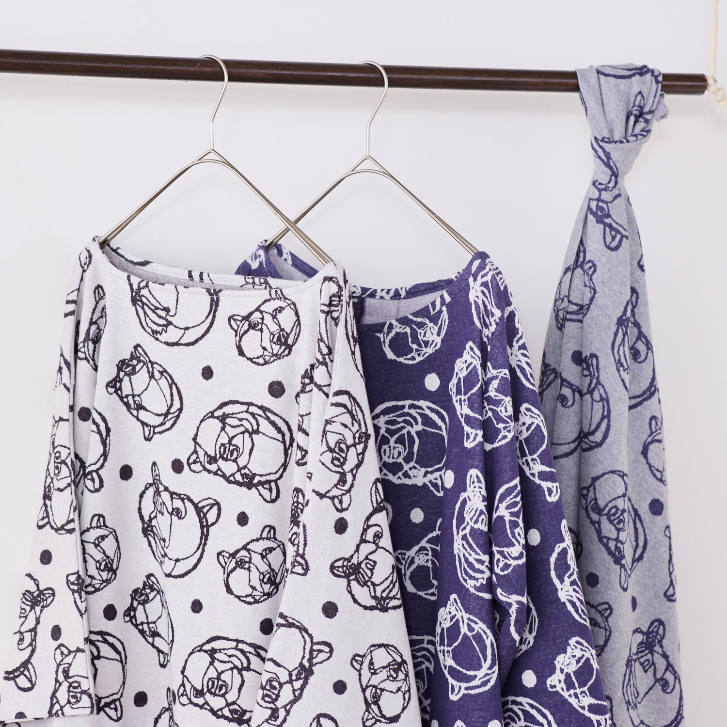 +HAyU Bear Cotton Knit Jacquard