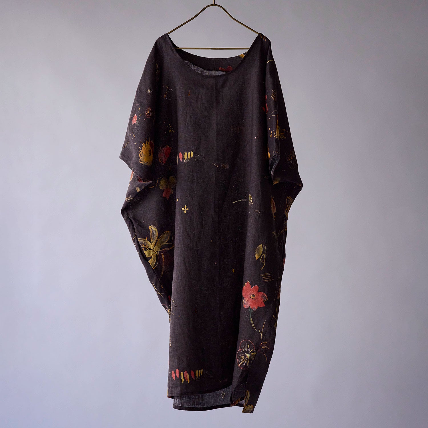 nani IRO Hana no toki niwa Linen | Kokka Fabrics
