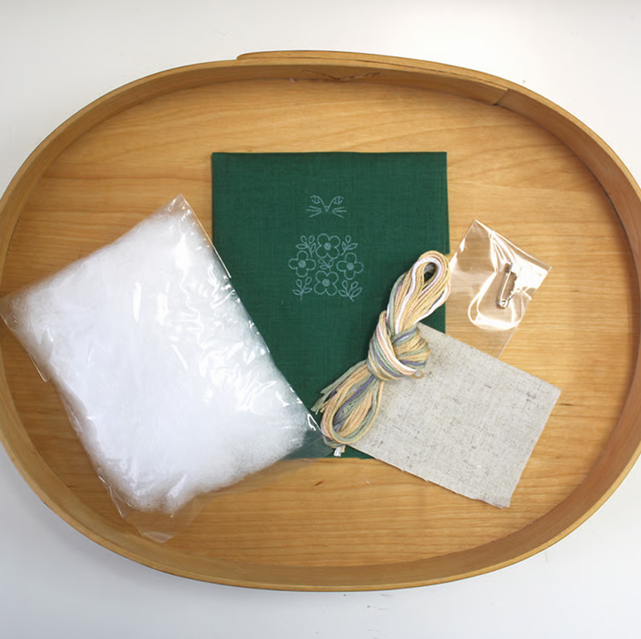 Embroidery Cats Brooch Kit