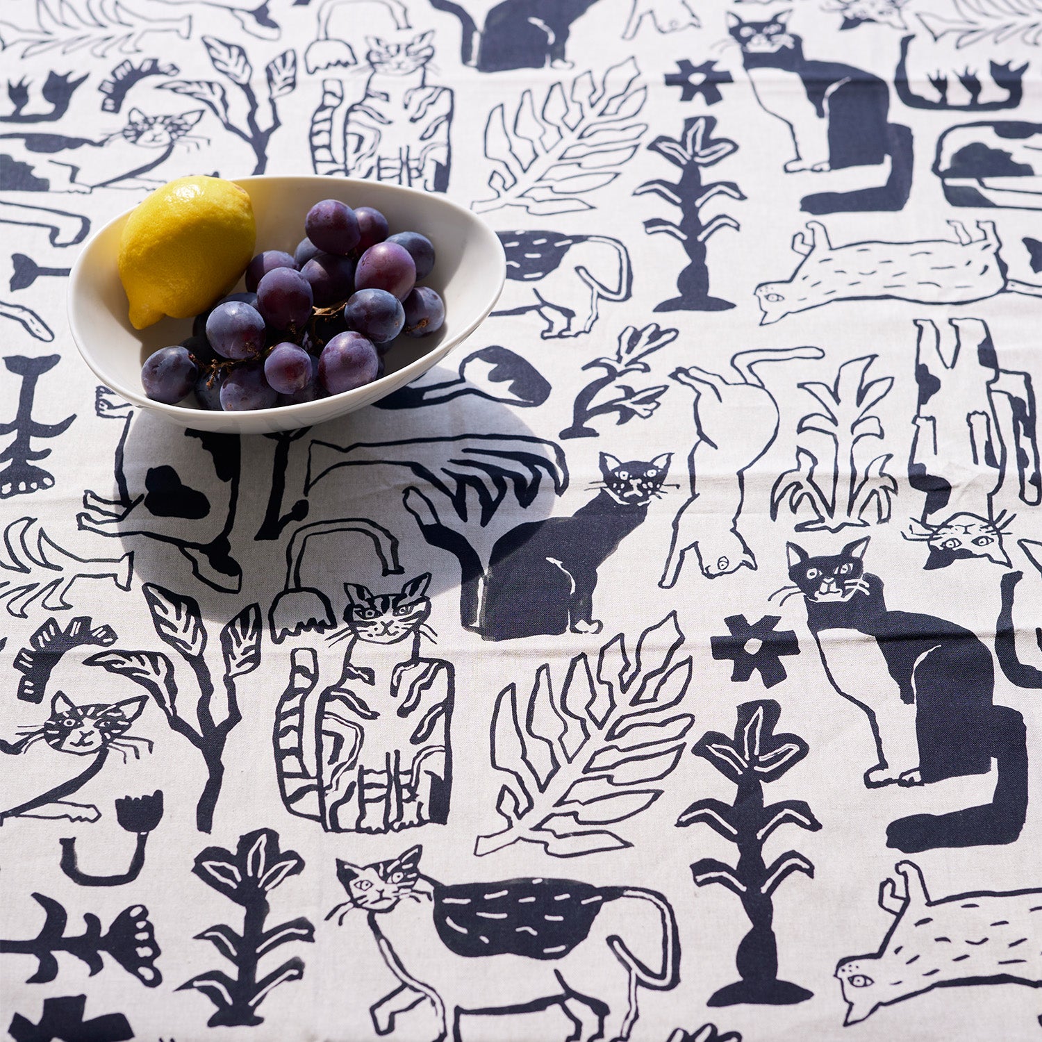 NekoNoe by Ayano Tamuro - Botanical Cats Cotton Linen Canvas