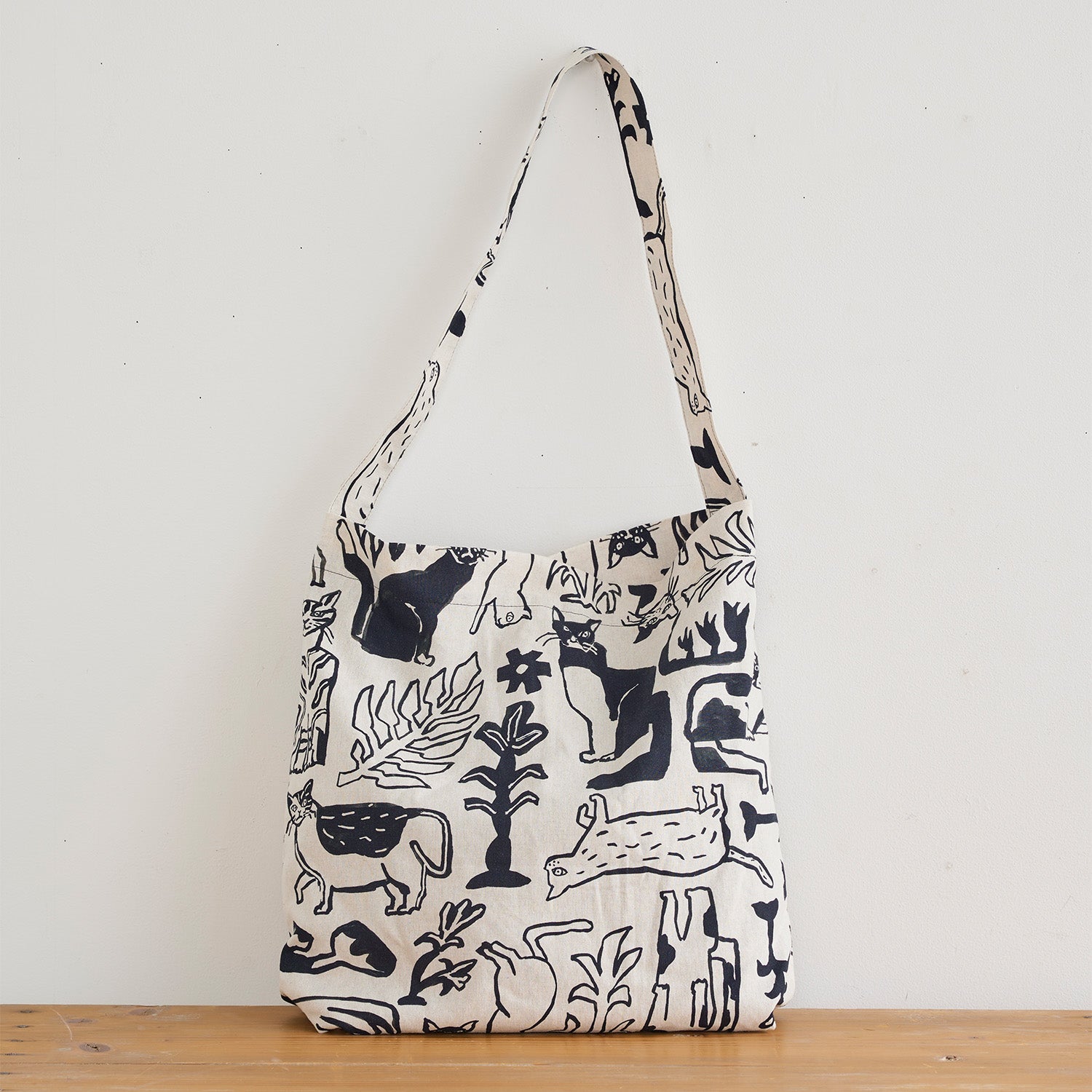 [Fabric Sample] NekoNoe by Ayano Tamuro - Botanical Cats Cotton Linen Canvas EYX-1820-1