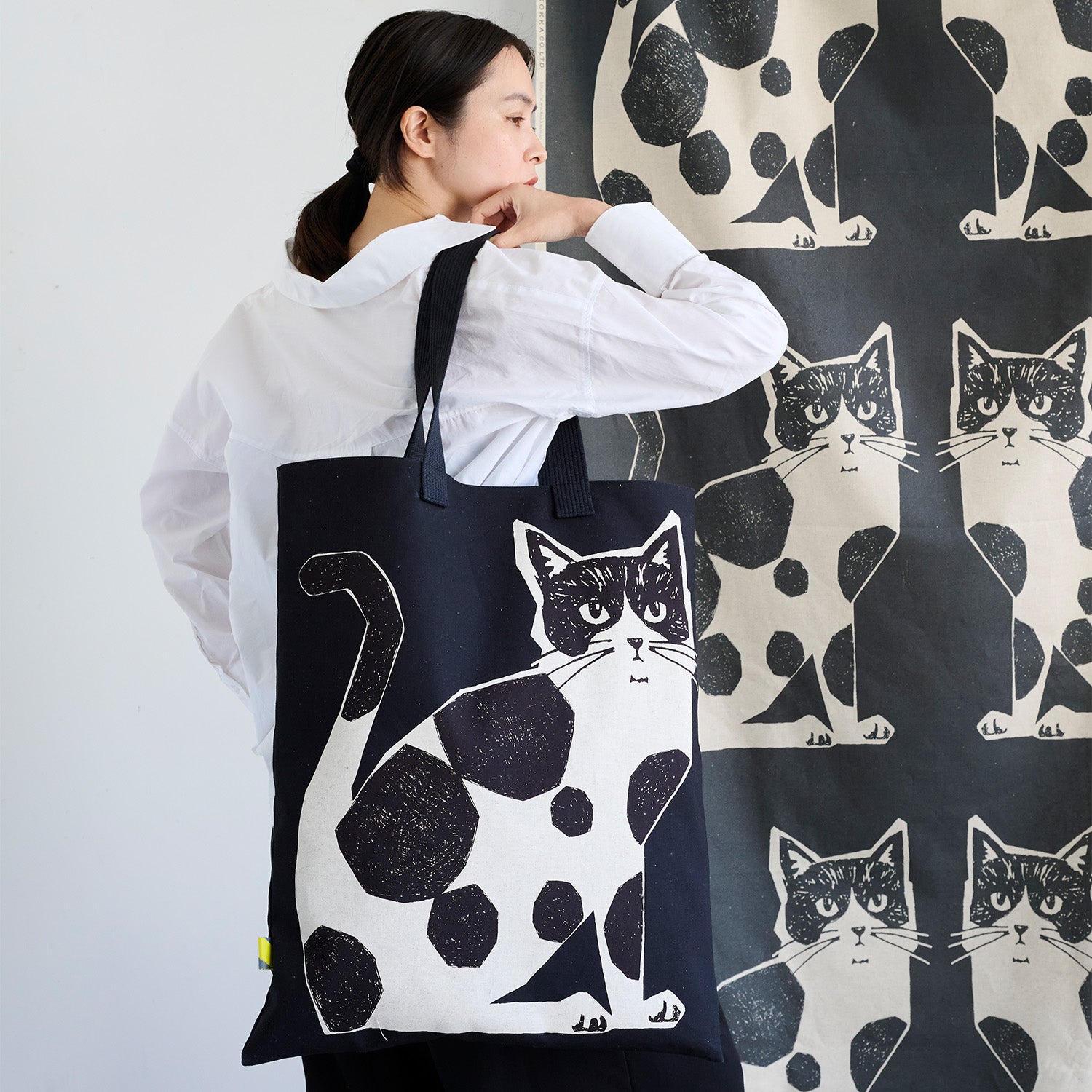 echino Nekonoe TWO CAT Cotton Linen Canvas Panel Fabric EYX-91100-100