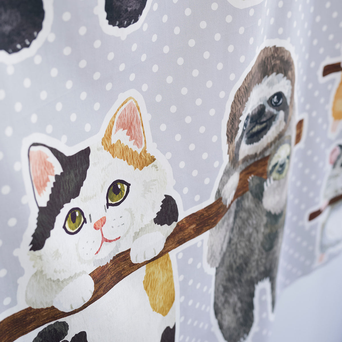 Home Deco Swinging Friends Panel Fabric YGA-91080-1