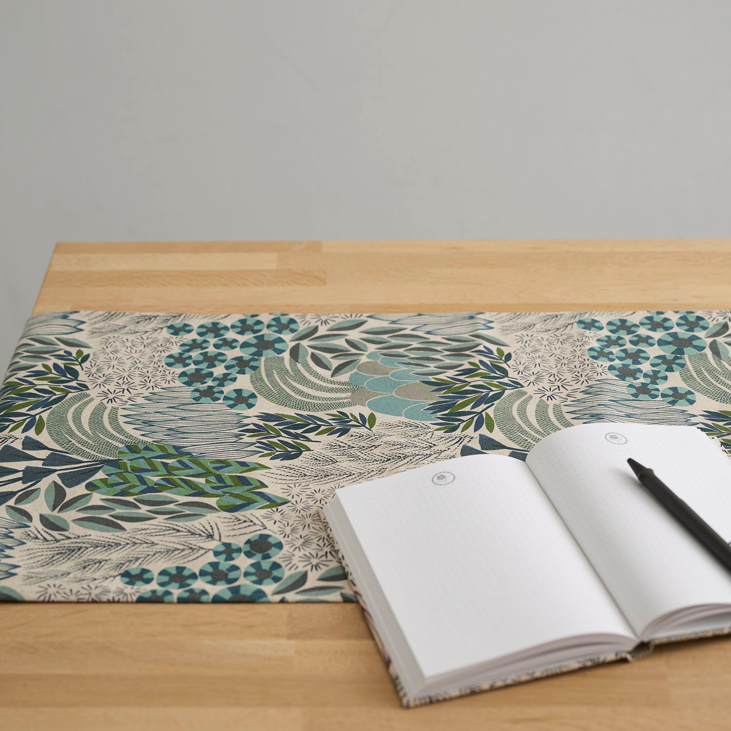 [Kokka Lifestyle] Bookhou Cotton Linen Table Runners