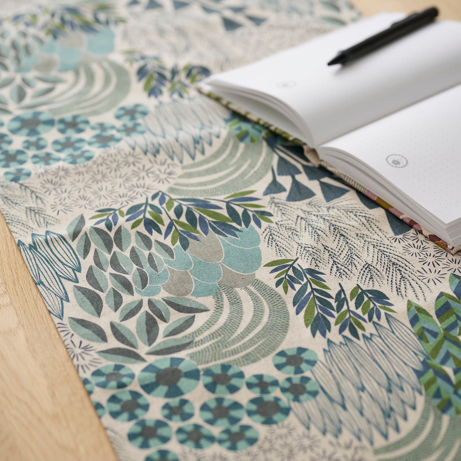 [Kokka Lifestyle] Bookhou Cotton Linen Table Runners