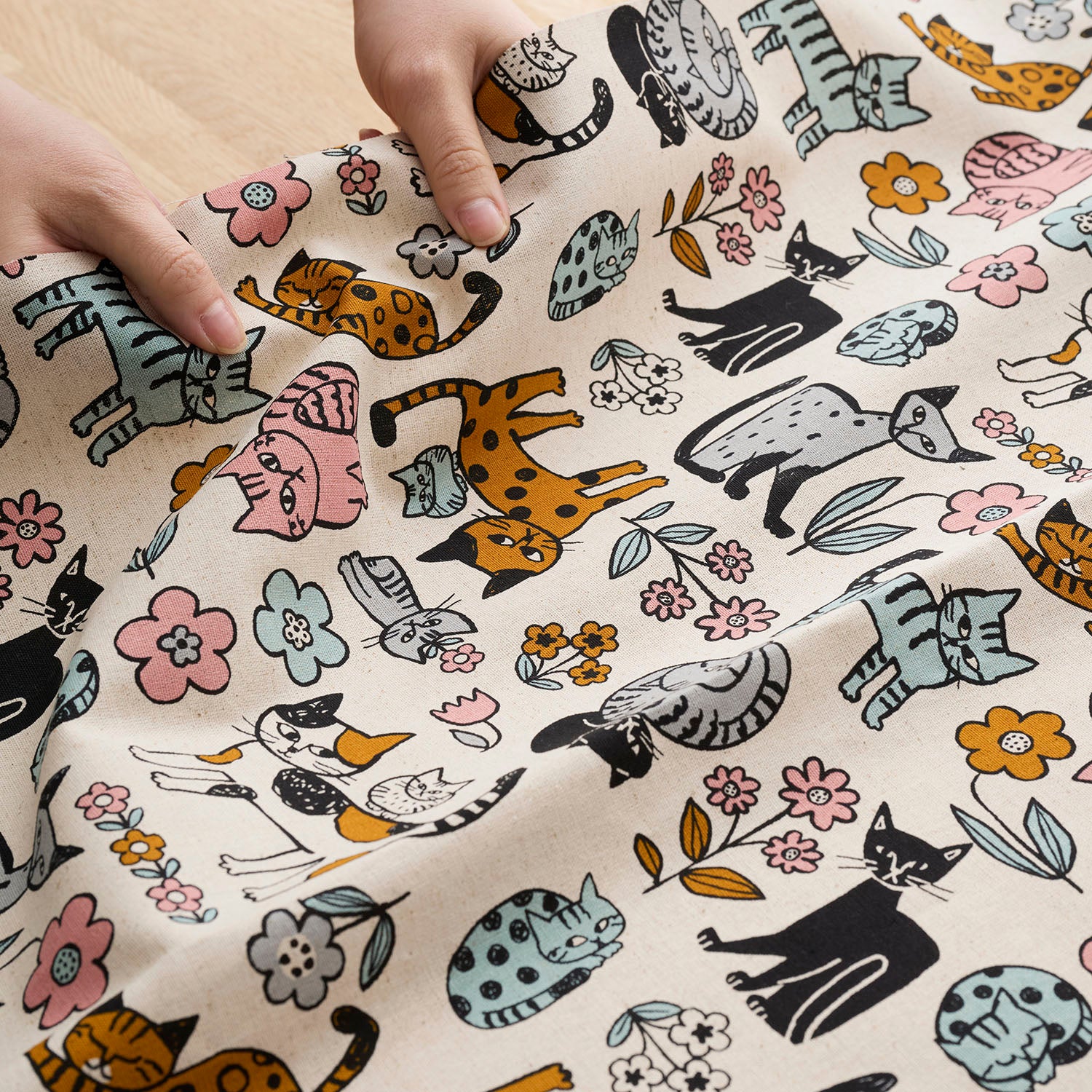 Scandinavian Style Cat Cotton Linen Canvas YGA-89070-1