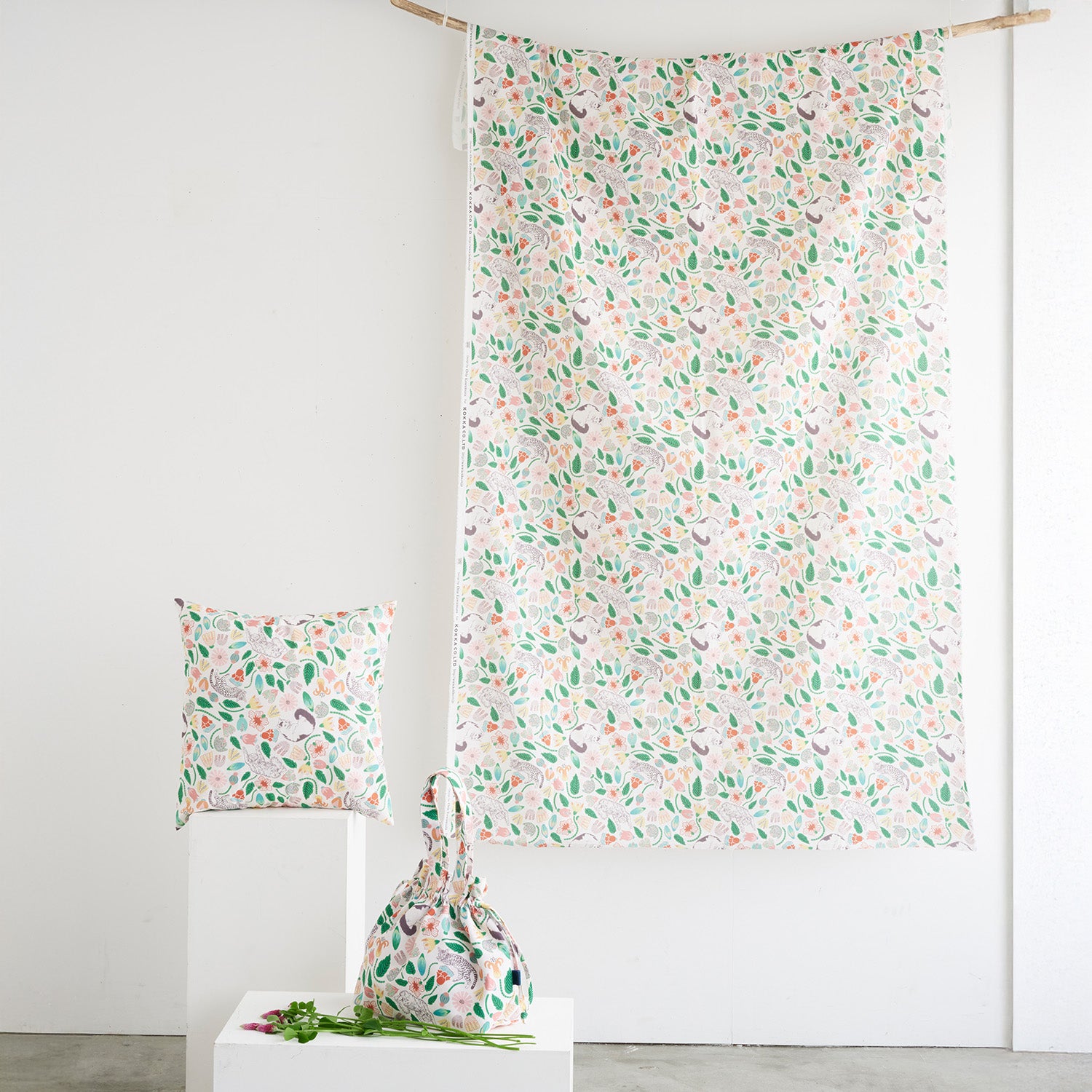 365 Cat Art Cat Garden Cotton Sheeting