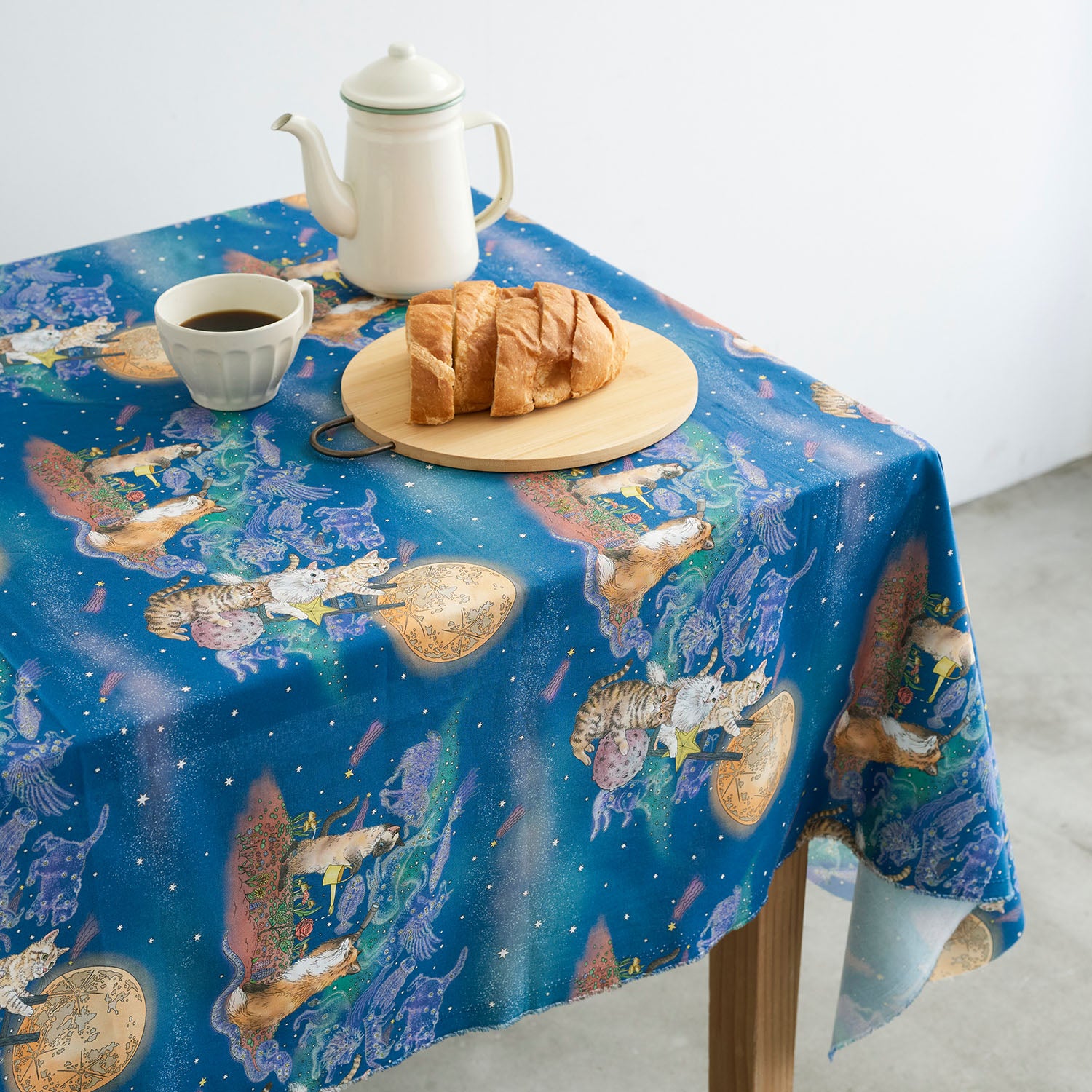 365 Cat Art Moonlight Cat Cotton Sheeting