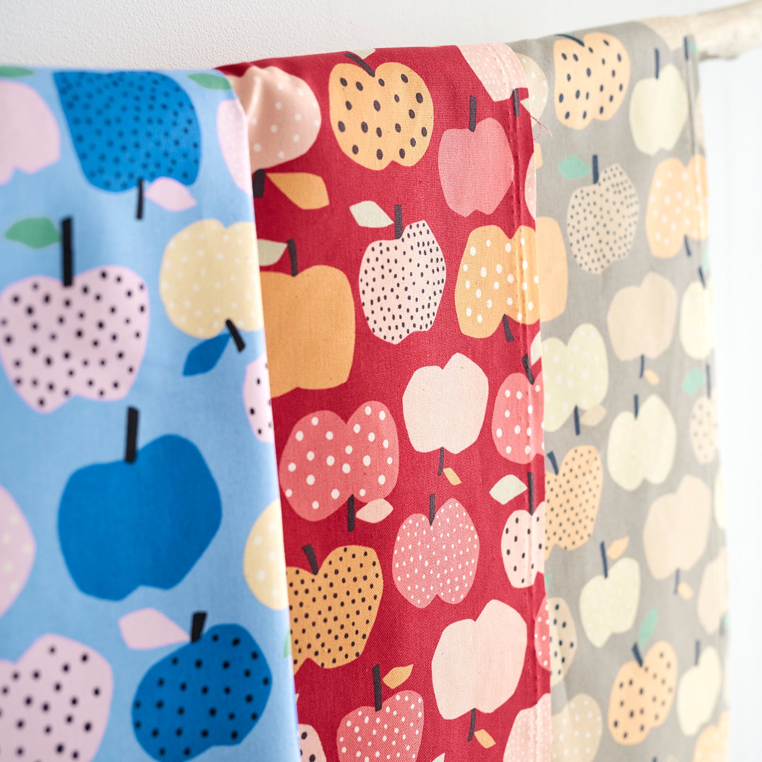 Nordic Girl Apple Cotton Oxford YKA-39010-1