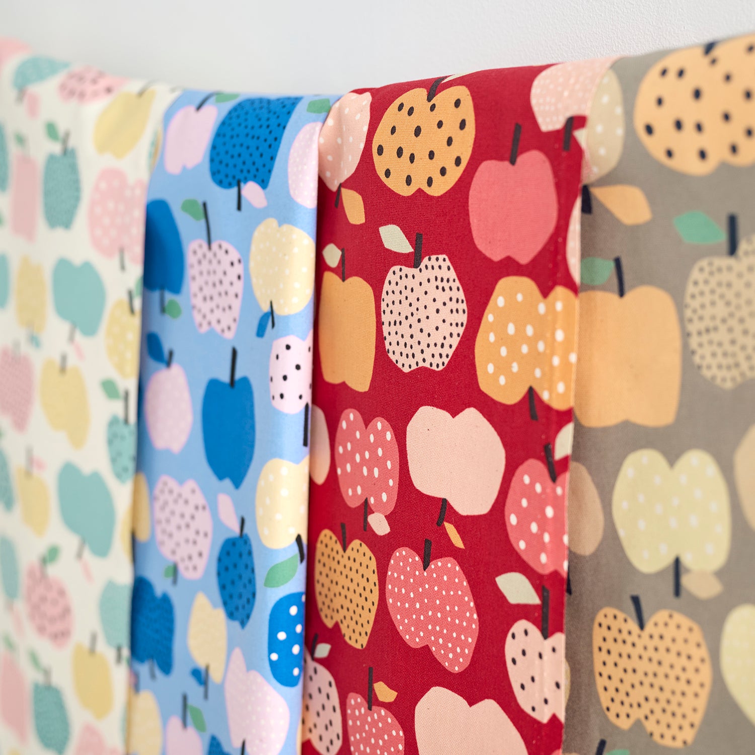 Nordic Girl Apple Cotton Oxford YKA-39010-1