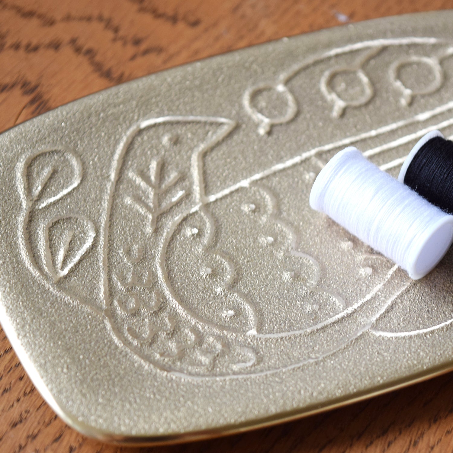 [Kokka Lifestyle] CASTIN&#39; Bird Motif Brass Tray