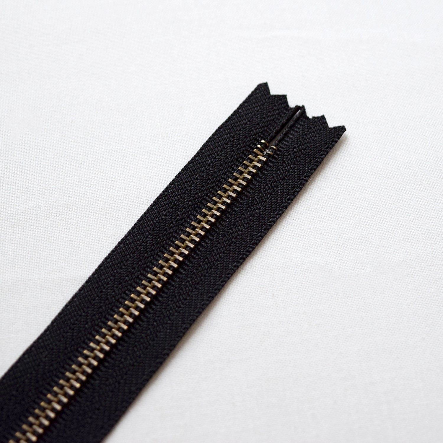 YKK Ball Chain Zippers 30CM | Kokka Fabrics