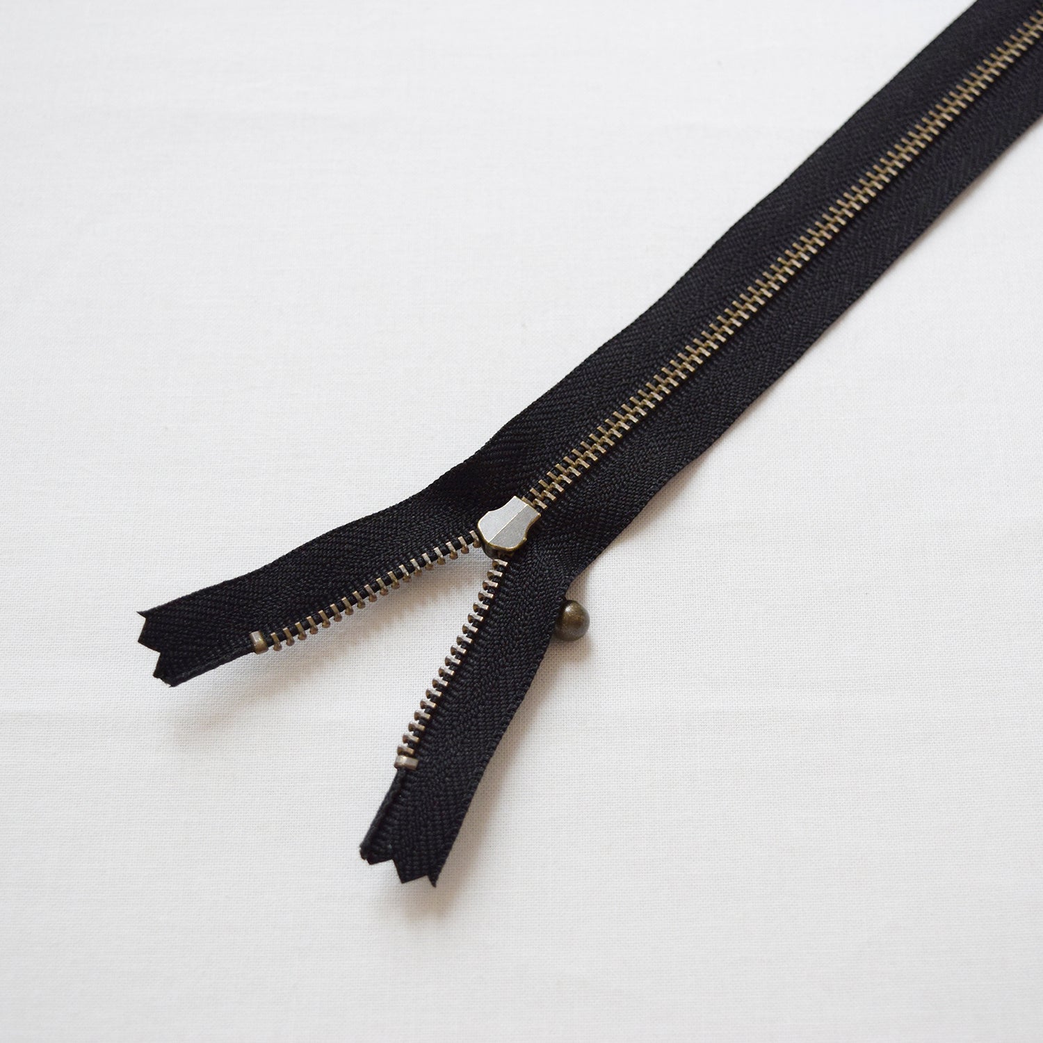 YKK Ball Chain Zippers 30CM | Kokka Fabrics