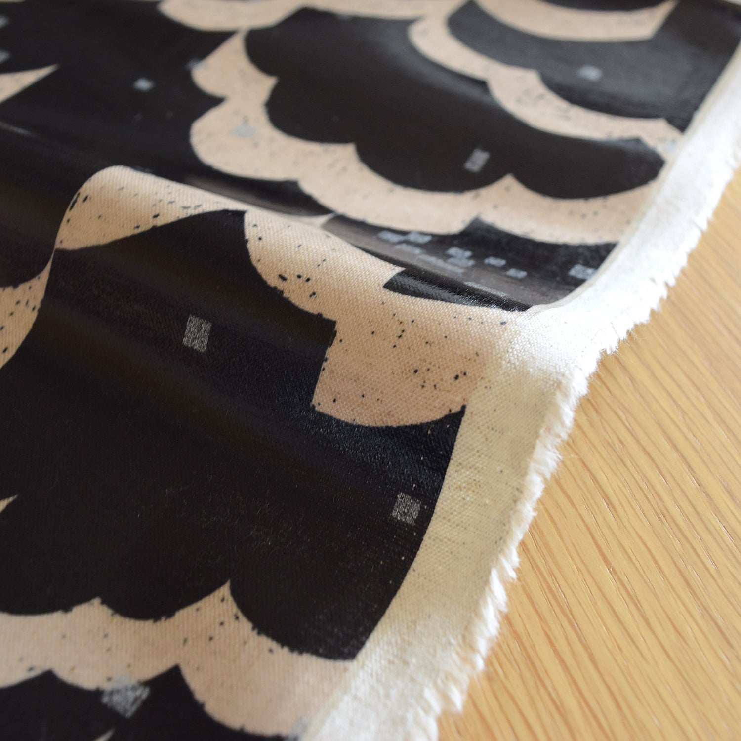 echino Rhombus Cotton Linen Laminated Canvas  - Black EKXL-98120-21