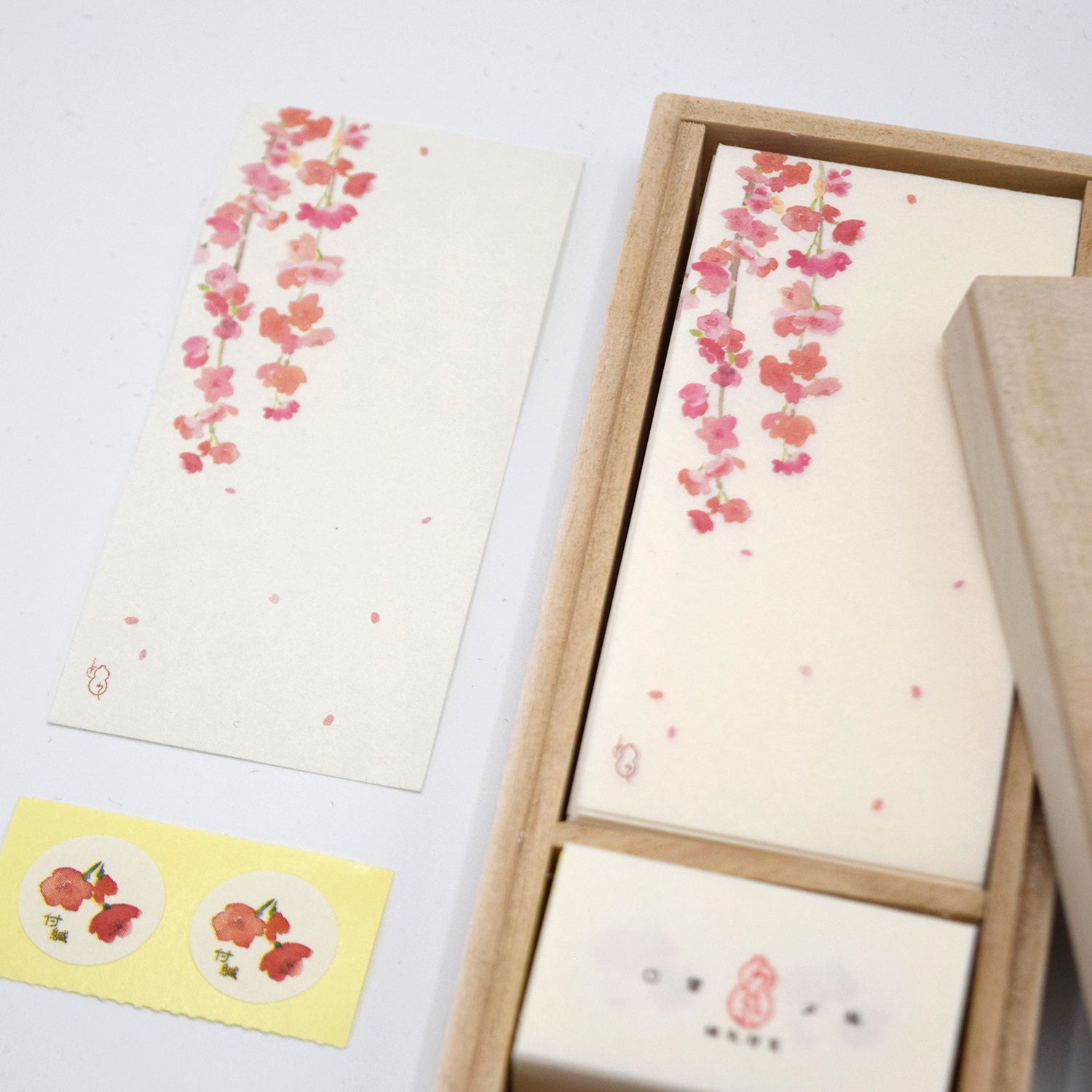 [Kokka Lifestyle] Memo Pad with Stickers