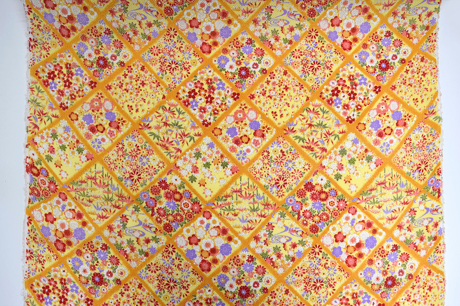 Kinsai Rayon Chirimen Fabric - Flowers [28" Width] LS-010-1