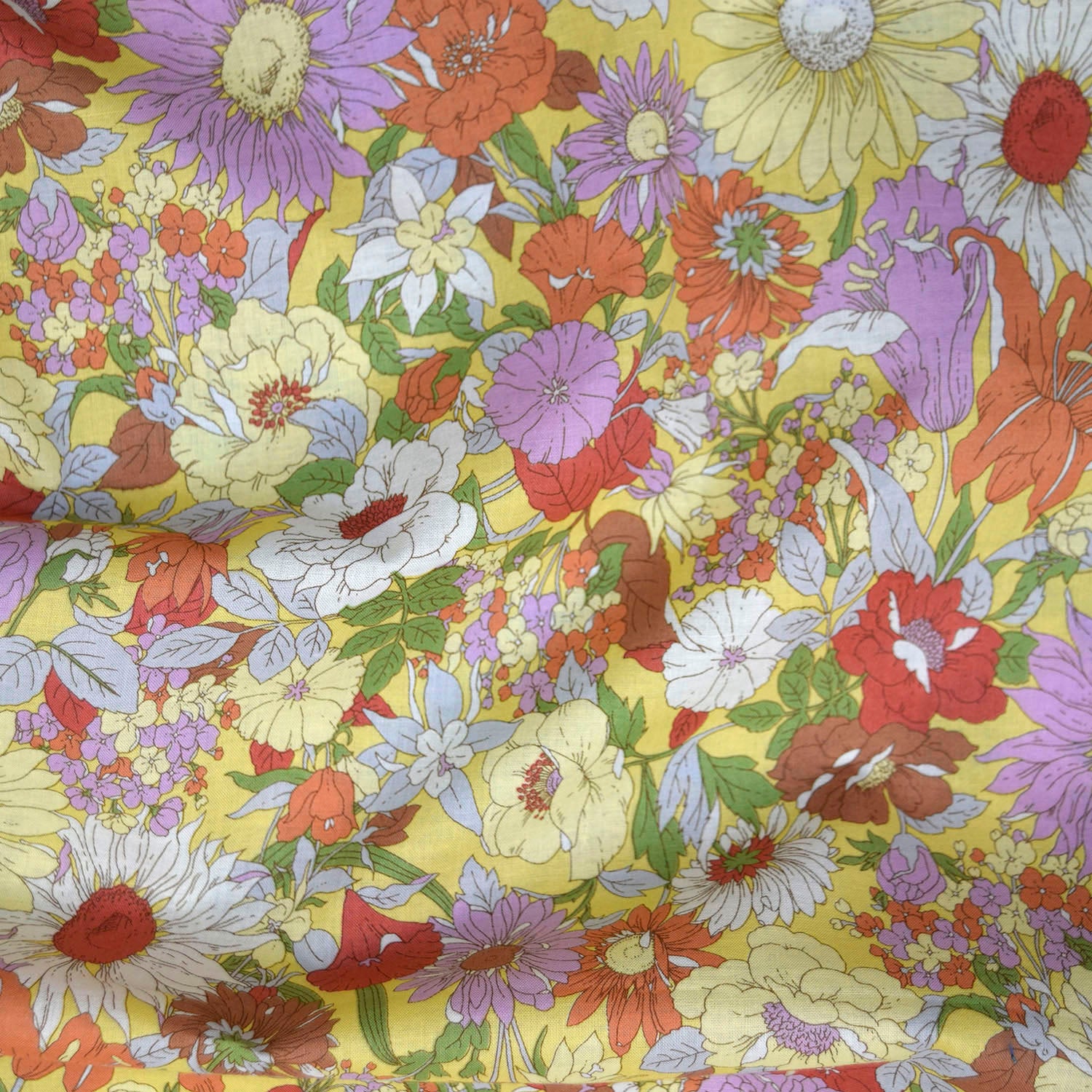 [Fabric Sample] Flownny Summer Flowers Cotton Lawn NFA-1000-5