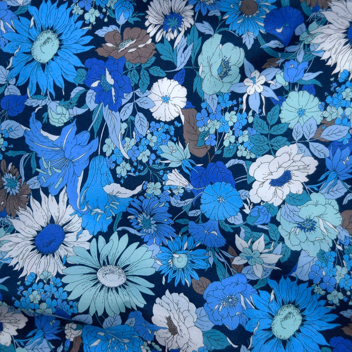 [Fabric Sample] Flownny Summer Flowers Cotton Lawn NFA-1000-5