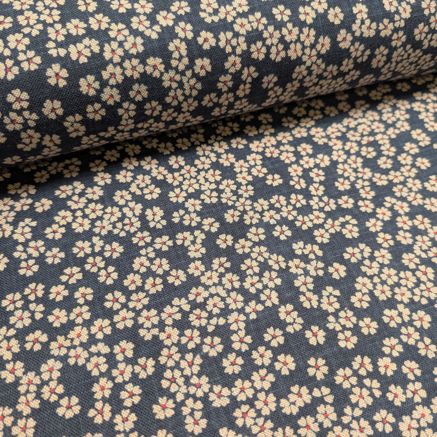 Slub Yarn Cherry Blossom Indigo-Style Print