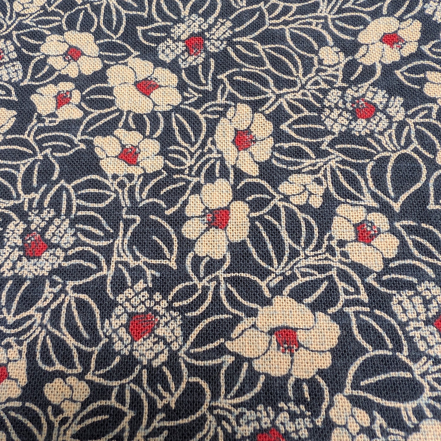 Slub Yarn Camellia Indigo-Style Print