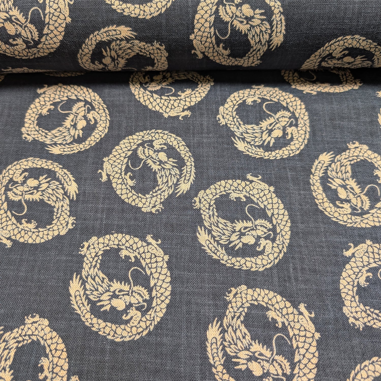 Slub Yarn Dragon Indigo-Style Print