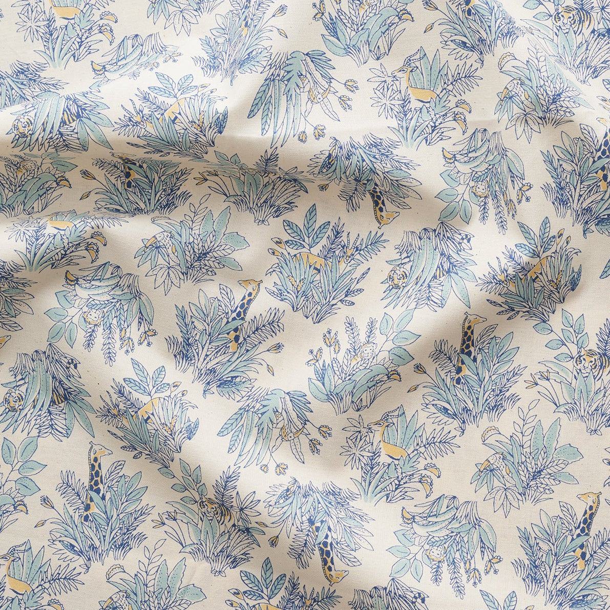 Savannah Animals Cotton Sheeting - White YGA-91110-3