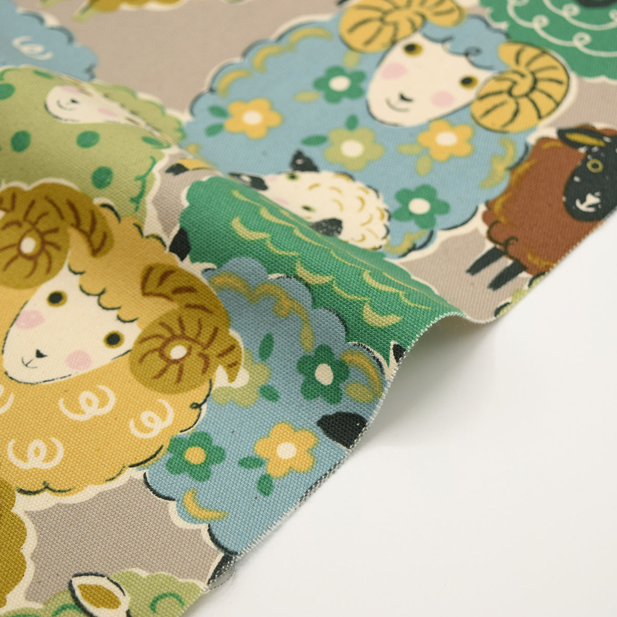 [Fabric Sample] Powerful Animal Sheep Cotton Oxford
