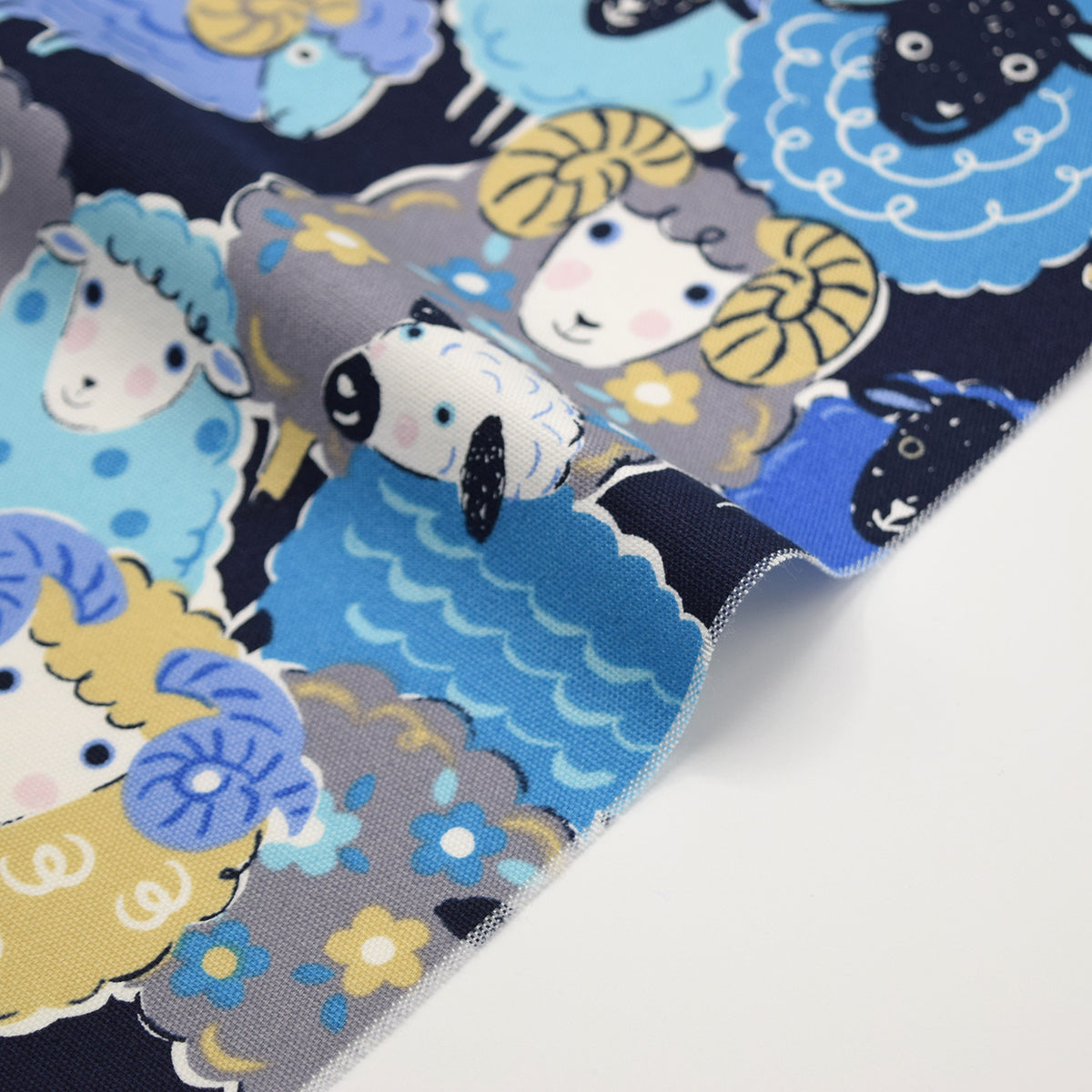 [Fabric Sample] Powerful Animal Sheep Cotton Oxford
