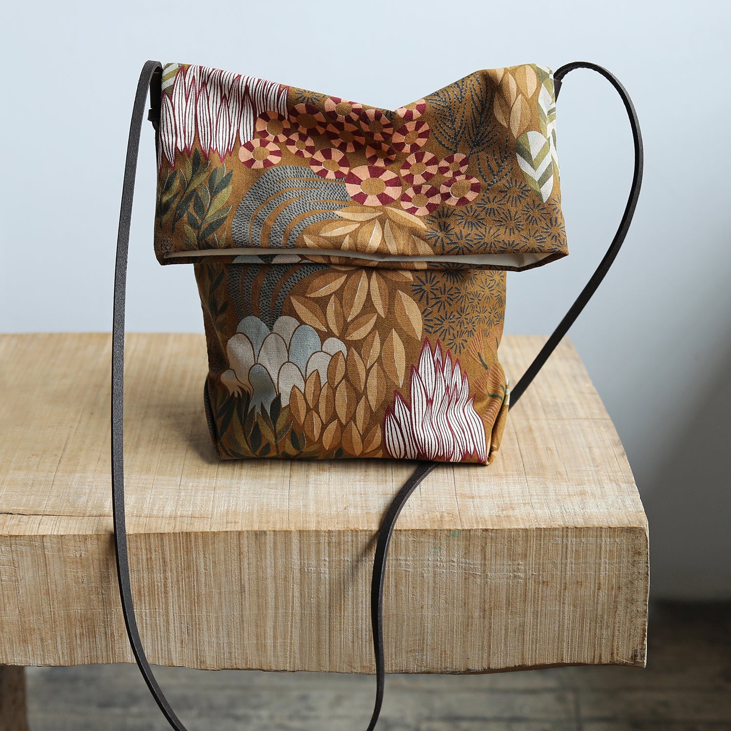 Bloom by Bookhou - Garden Cotton Linen Canvas - Brown TEKX-1400-1