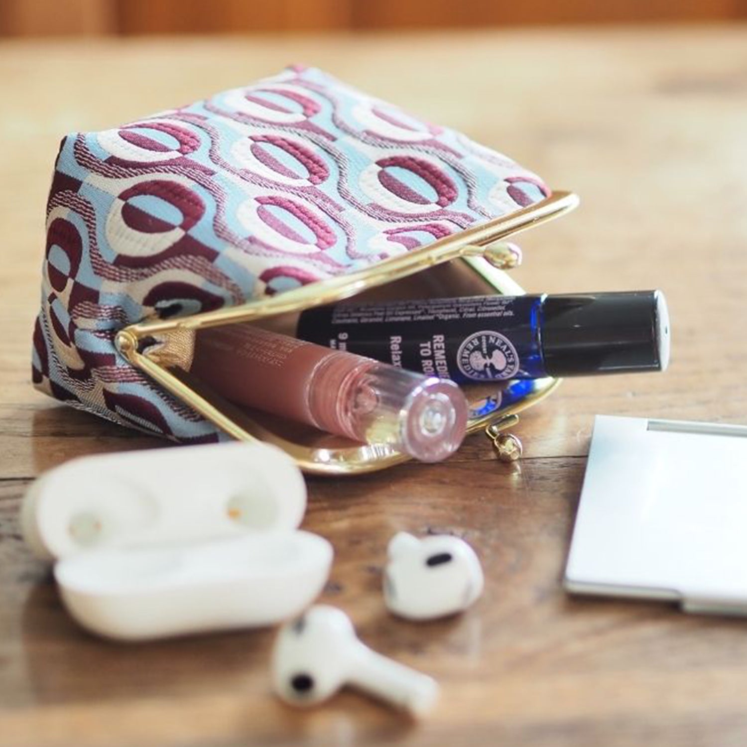 Nishijin-ori Woven Clasp Pouch