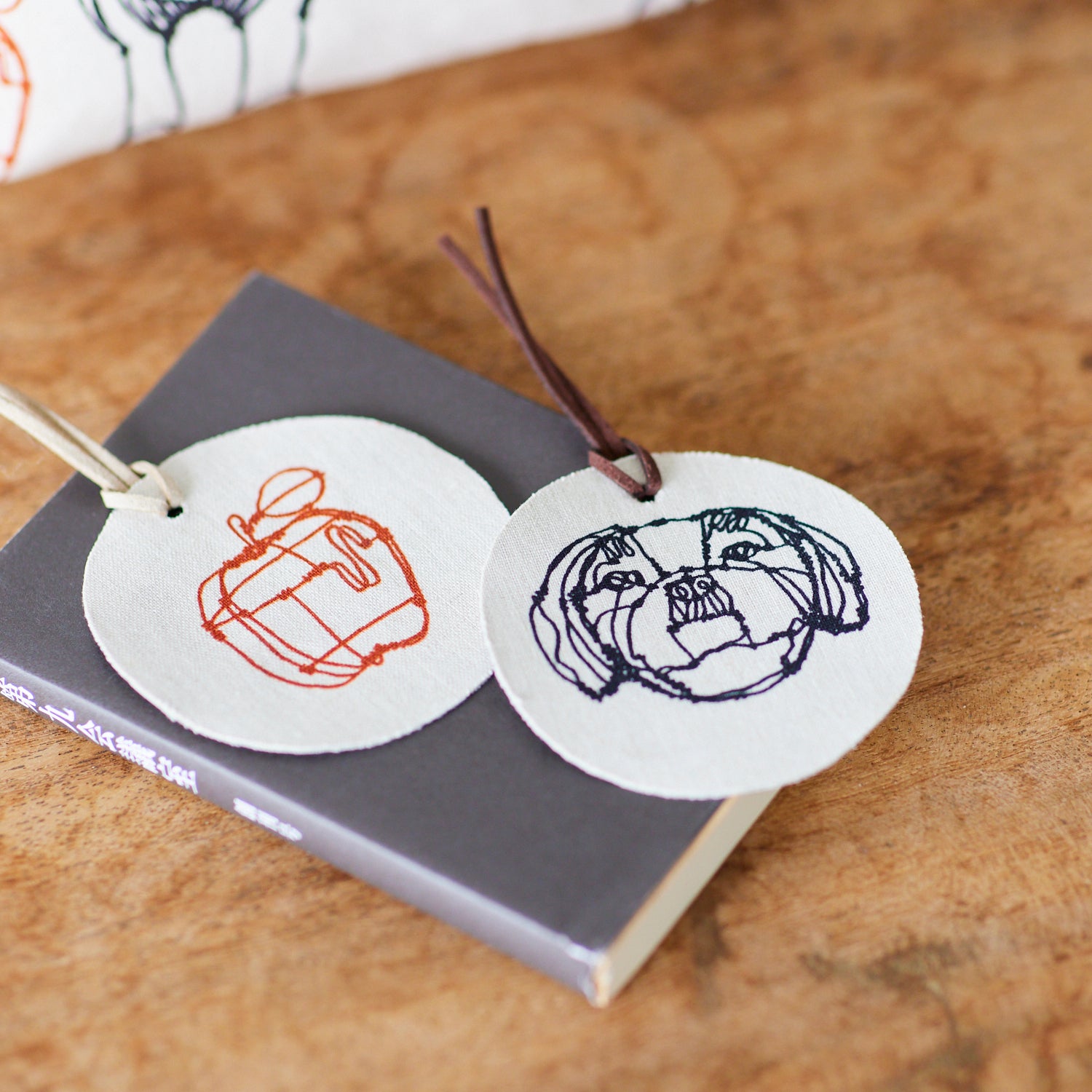 +HAyU Pathwork Cotton Linen Canvas