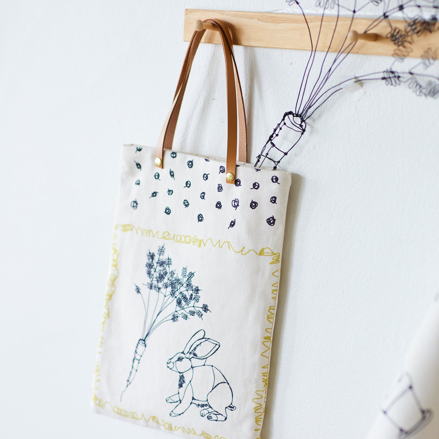 +HAyU Pathwork Cotton Linen Canvas