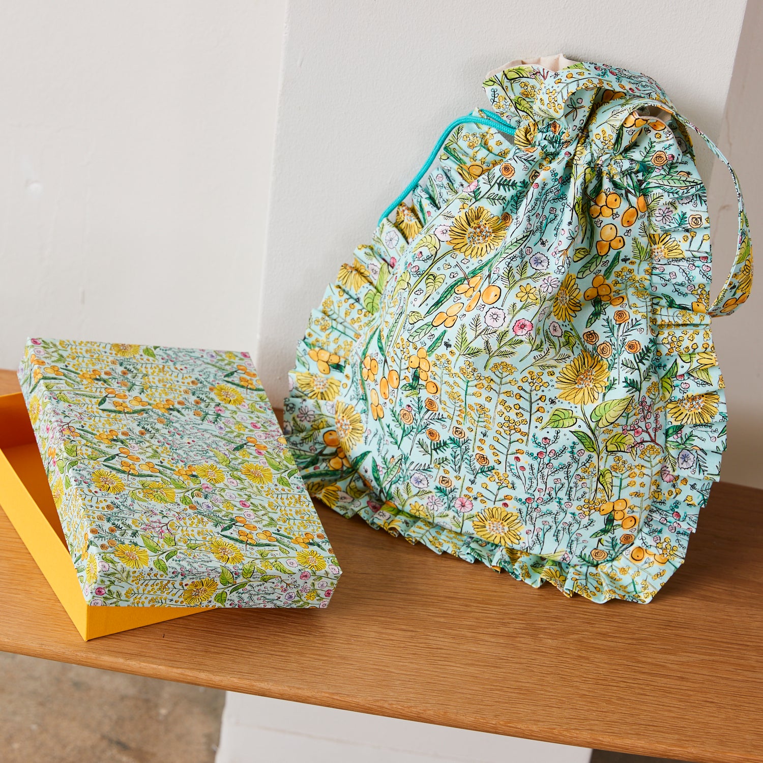 Paper Message Honey Flowers Cotton Sheeting