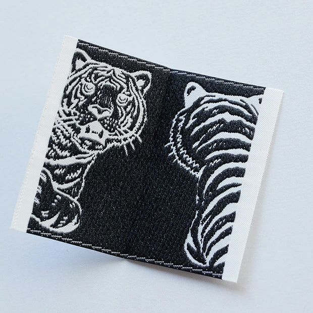 Peeking Animals Tag