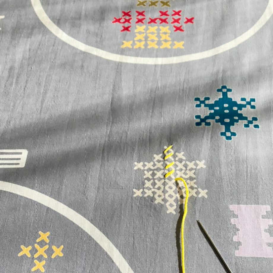 [Kokka Lifestyle] Nijiyura Cotton Tenugui - Winter Embroidery